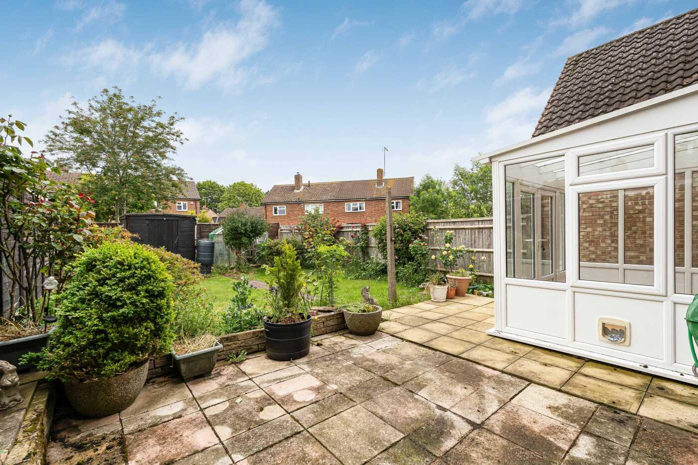 Plowden Way, Shiplake Cross, Henley-On-Thames